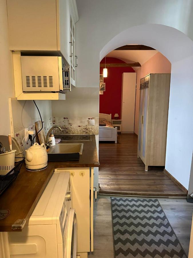 City Centre Apartment Wielopole Красков Екстериор снимка
